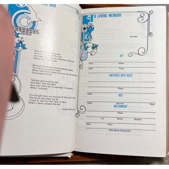 Holy Bible Memorial Edition Illustrated In Wood Box With Jesus Image 9.5 x 6.5" - Picture 13 of 16